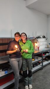 Cursisten zelf lamp gemonteerd 